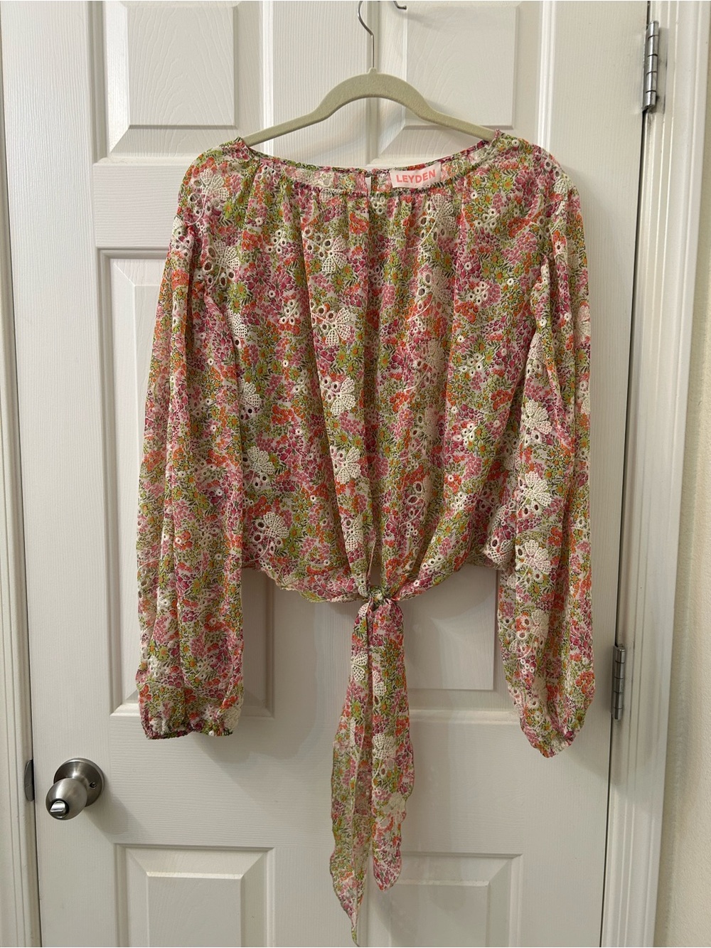 NWT Size Large Leyden Floral Tie-Front Long Sleeve Blouse in Pink and Green